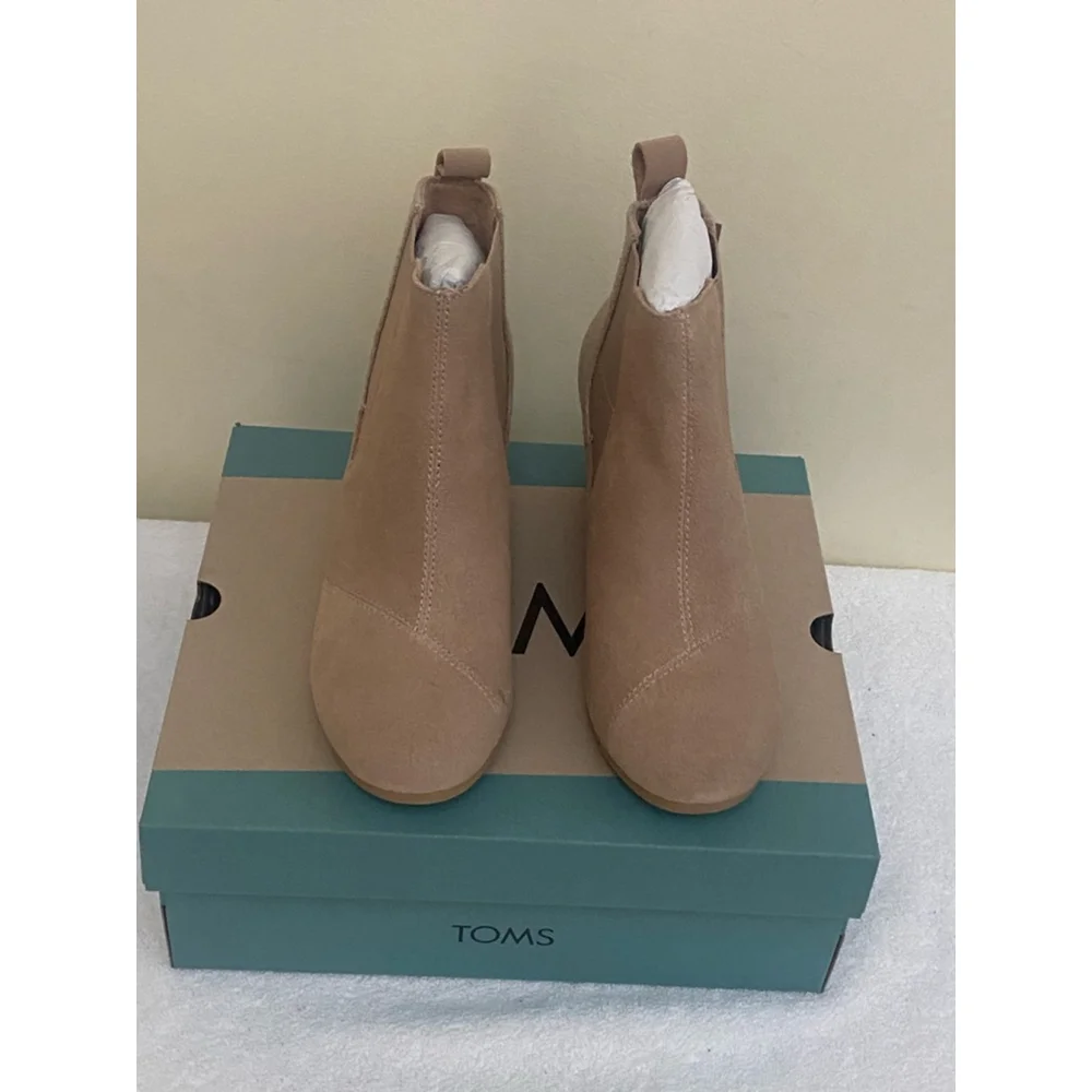 Women's TOMS Beige Suede Wedge Ankle Boots Size 7.5‎
